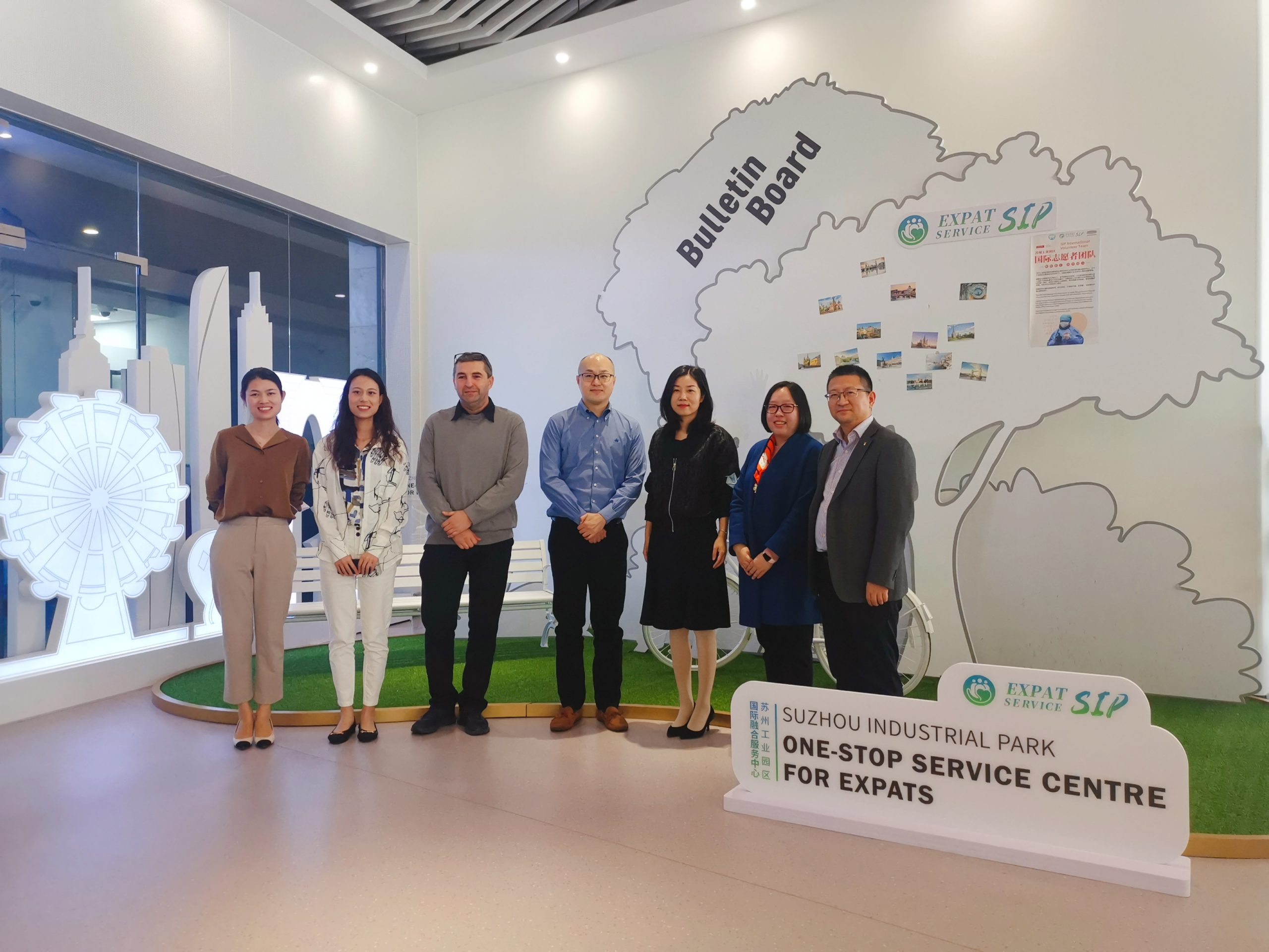 XJTLU offers advice on bilingual signage translation to make SIPs international language environment better