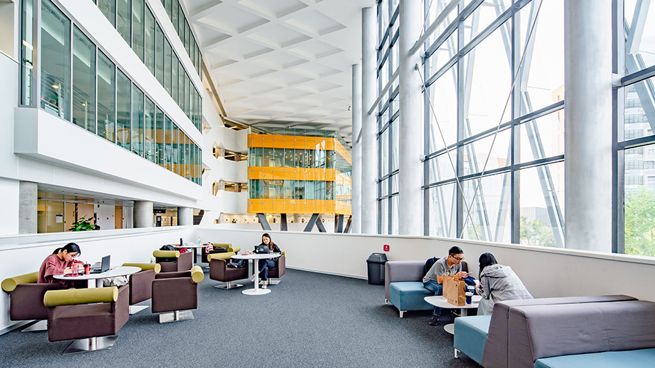 Scholarships celebrate student success at XJTLU