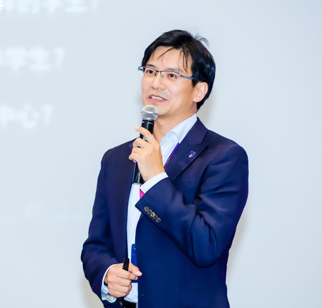 Bing Chen